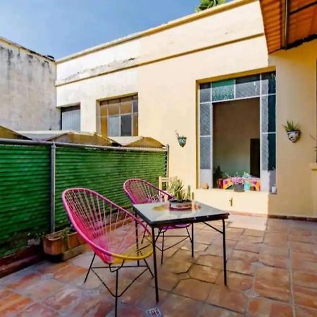 1 Guadalajara Corazon Del Centro Historico Hospedate En Una Casa Antigua En Una Habitacion Sencilla Con Areas Comunes Y Banos Compartidas Zewnętrze zdjęcie